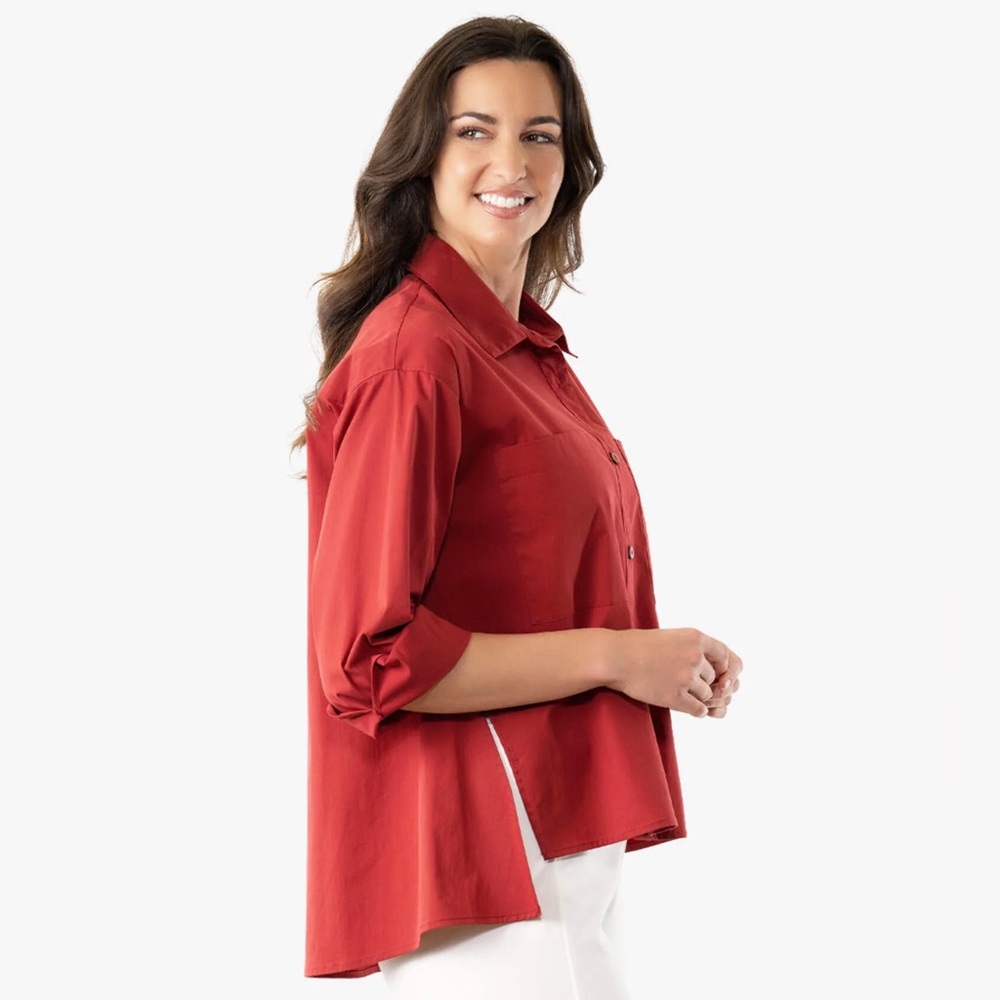 NWT Stella Carakasi Wear Anywhere Shirt Top Button Up Oversized Red Fiesta L/XL - Picture 2 of 12
